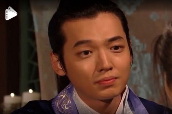 (تصاویر) چهرۀ «شاهزاده هودونگ» سریال جومونگ 3 در کلاس فشردۀ عاشقی!