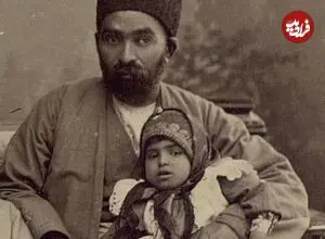 عکس| سفر زمان؛ عکس یادگاری یک خانواده ایرانی در دوران قاجار
