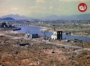 عکس| سفر در زمان؛ «یک مادر ژاپنی با پسرش» در هیروشیما، 4 ماه بعد بمباران اتمی؛ سال 1324