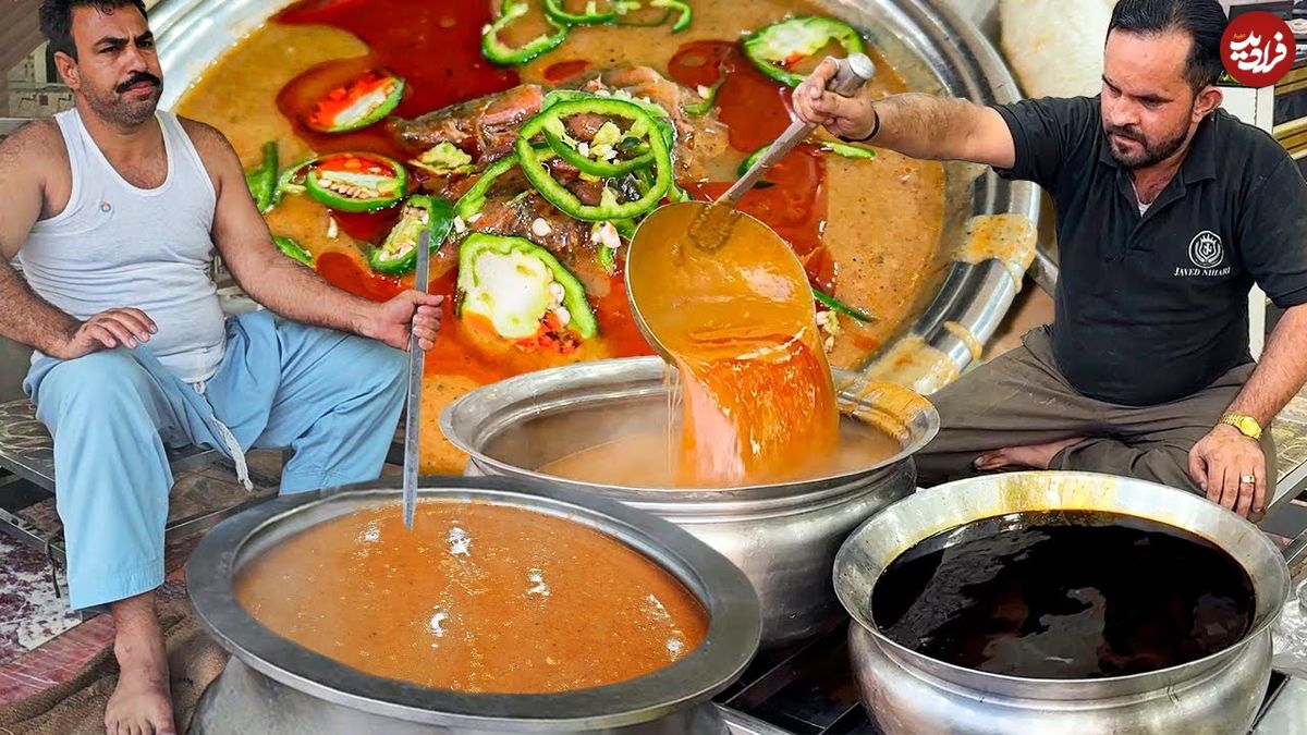 ببینید؛ غذای خیابانی در پاکستان؛ پخت نهاری محبوب با مغز استخوان گاو در کراچی 