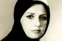 عکس| سفر زمان؛ «گوگوش» در 26 سالگی و در حال اجرا در شو تلویزیونی رنگارنگ؛ سال 55