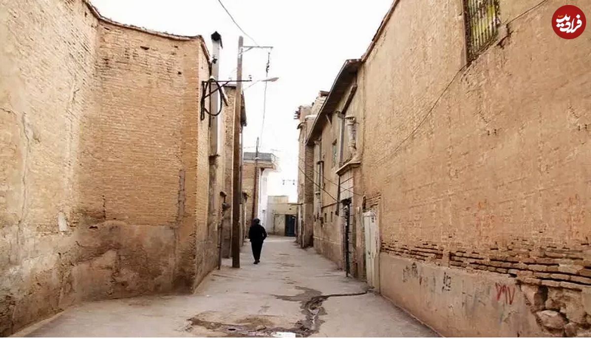 (تصاویر) تخریب خانه‌های تاریخی دوره قاجار و زندیه آغاز شد
