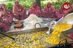 ببینید| غذای روستایی در بنگلادش؛ پخت خوراک با 40 بسته نودل، 20 کیلو مرغ و 300 تخم مرغ
