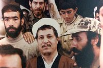 عکس؛ سفر در زمان؛ «هاشمی رفسنجانی در یک جلسه در کره شمالی»؛ سال 1360