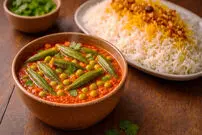 طرز تهیه خورشت بامیه رژیمی با ۲ دستور ساده