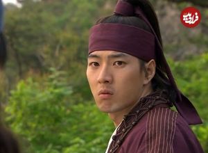 عکس| سفر در زمان؛ «جومونگ» در حال گفتگو با تلویزیون کره جنوبی؛ سال 1385