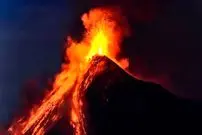 تصاویر| ۵ کشور دارای بیشترین تعداد آتش فشان