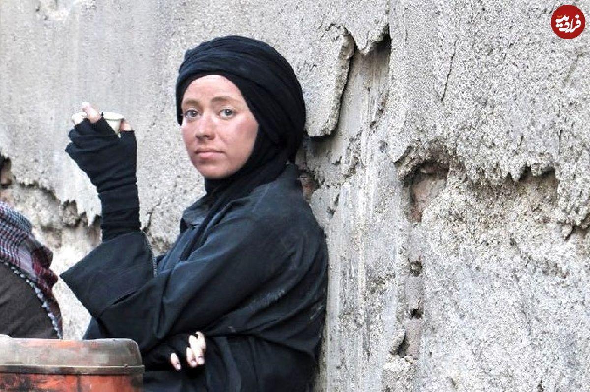 عکس| سفر در زمان؛ «الیزابت» 8 سال بعد سریال پایتخت 5 در جزیره هرمز