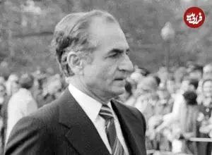 سفر در زمان؛ یادداشت‌های علم، پنجشنبه ۳ خرداد ۱۳۵۲: شاه گفت «نمی‌فهمم که چطور مردم سرخس این ‌‌.... خانم را انتخاب کرده‌اند؟»