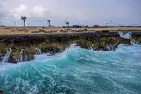 (عکس) کشف یک گورستان و بیمارستان عجیب در زیر آب