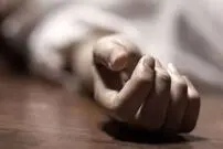 (ویدئو) سقوط مرگبار جوان از طبقه دوم پاساژ