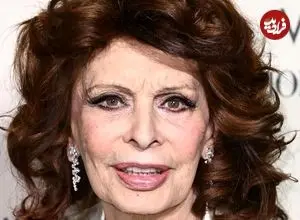 عکس| سفر در زمان؛ «سوفیا لورن» در کنار خانواده در جشن کریسمس در رم؛ سال 1333