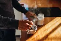قهوه جای خواب را می‌گیرد و مغز را نجات می‌دهد؟