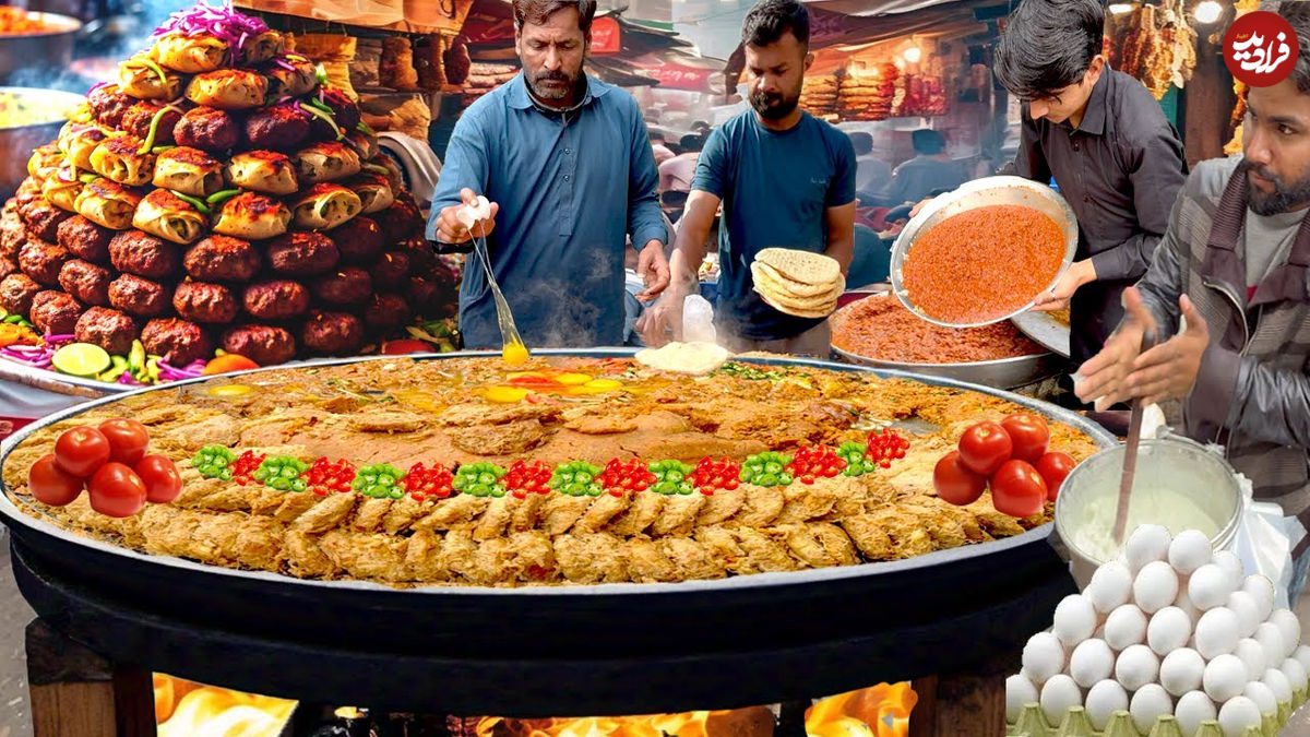 (ویدئو) غذای خیابانی در پاکستان؛ پخت گوتالا تخم مرغ در لاهور