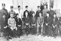 سفر در زمان؛ خاطرات میلسپو: در نامه‌ای به وزارت خارجه توضیح دادم که چرا عاقلانه نیست که در این هنگام ایران را ترک کنم، اما این نامه حتی اعلام وصول نشد