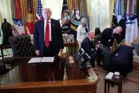 ببینید؛ غش کردن یکی از مدیران اجرایی آمریکایی حین پخش زنده در اتاق ترامپ