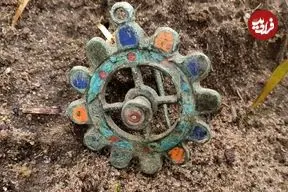 «سنجاق‌سینه» دوران روم باستان بعد از قرن‌ها از زیر خاک بیرون آمد