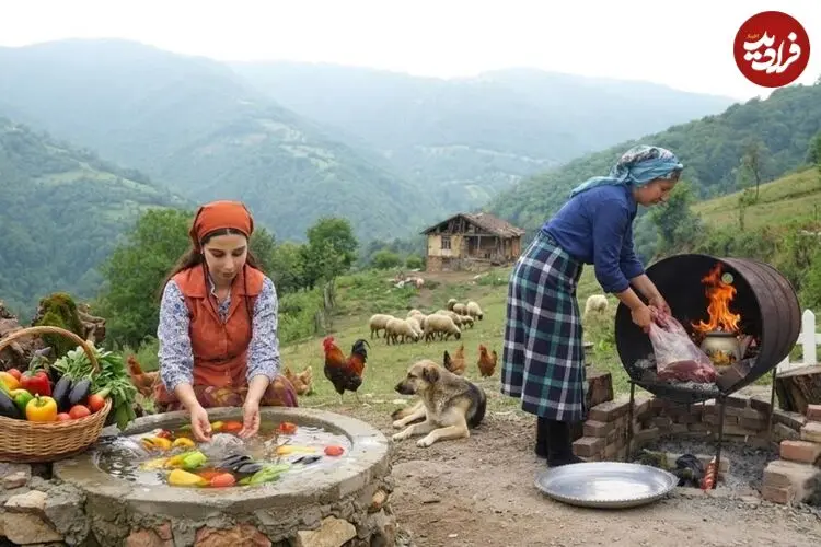ببینید| غذای روستایی در ایران؛ کباب کردن ران بره در بشکه و پخت نان