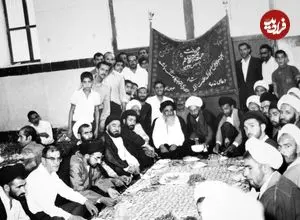 عکس| سفر در زمان؛ طبخ غذا برای عزاداران حسینی در خانه آیت‌الله سیدشهاب‌الدین مرعشی نجفی