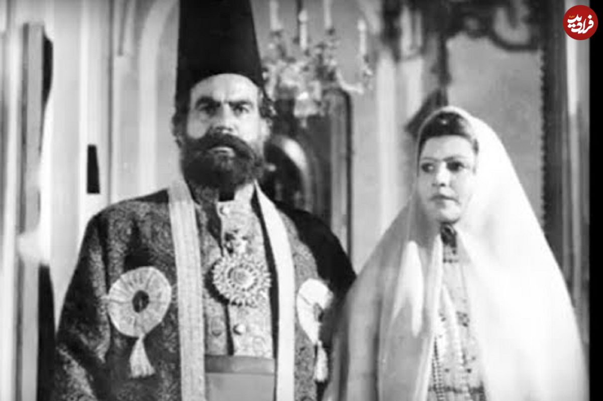 (عکس) «پرویز فنیزاده و جمشید مشایخی» در پشت صحنه سریال سلطان صاحبقران؛ سال 54