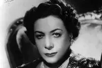 عکس| سفر در زمان؛ «تاج‌الملوک، زن دوم رضاخان» در اواخر عمرش؛ دهه 50