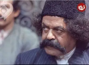 عکس| سفر زمان؛ «محمدعلی کشاورز و خسرو شکیبایی» در حال قدم زدن در ساحل؛ سال 66