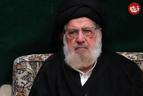 عکس؛ سفر به تاریخ؛ «سید محمد خامنه‌ای، برادر رهبر انقلاب» در مراسم عزاداری محرم در بیت رهبری؛ سال 1390