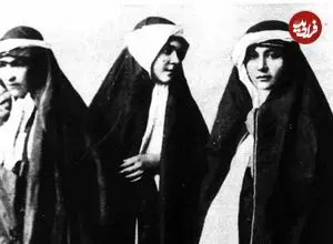 عکس| سفر زمان؛ تصویری از حضور زنان قاجاری در مجلس روضه