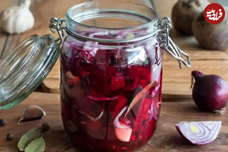 طرز تهیه ترشی پیاز و لبو؛ ترشی رنگی پاییزی