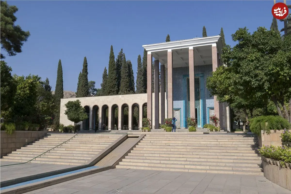 (عکس) شیراز قدیم؛ نمایی از سعدیه، وقتی اطراف اش خاکی بود؛ دهه 40