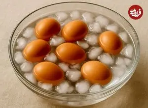 چرا نباید تخم‌مرغ آب‌پز را بلافاصله در آب سرد بیاندازیم؟