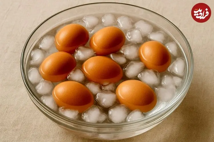 چرا نباید تخم‌مرغ آب‌پز را بلافاصله در آب سرد بیاندازیم؟