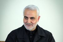 عکس؛ سفر به تاریخ؛ «سردار سلیمانی» در حال اسب‌سواری؛ دهۀ 60