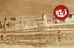 عکس| سفر زمان؛ کارگران عهد قاجار در حال کار در اطراف یک کاروانسرای نوساز