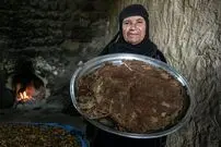 (ویدئو) این نان عشایر را از قحطی نجات داد؛ ماجرای نانی که هنوز هم مشتری دارد