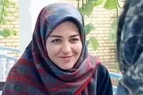 عکس| سفر در زمان؛ «زهره» 32 سال بعد سریال پدرسالار در 67 سالگی و در کنار یک هوادار