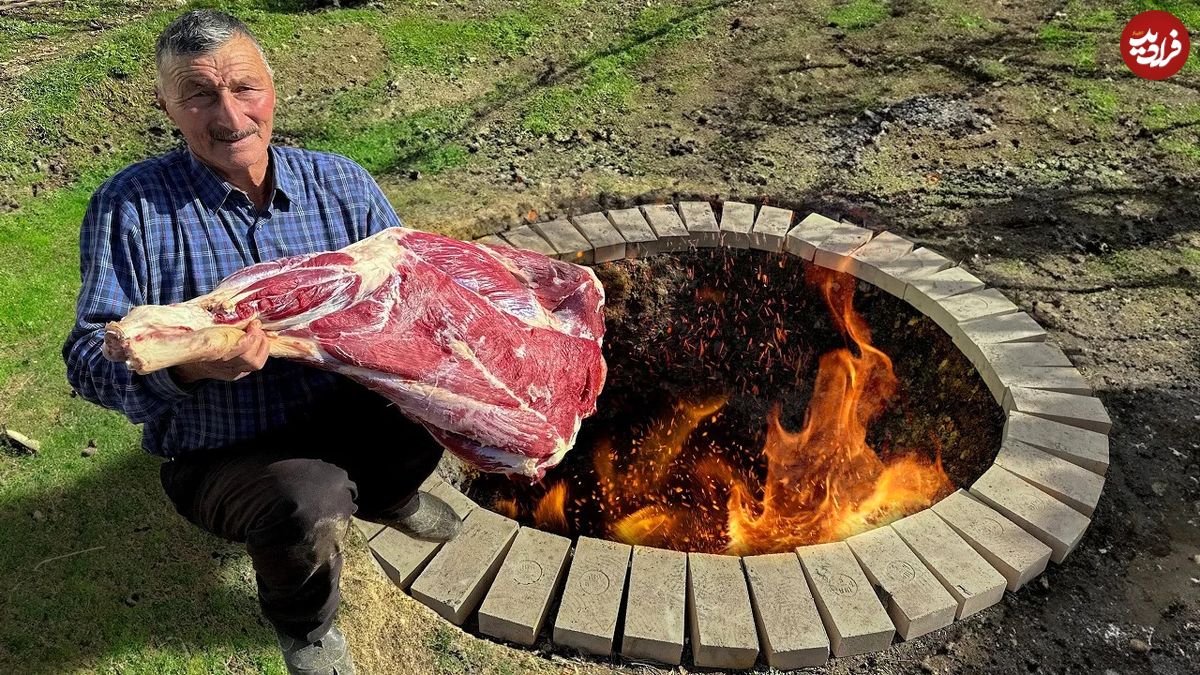 (ویدئو) کباب کردن ران 35 کیلوگرمی گاو در تنور توسط خانواده روستایی آذربایجانی