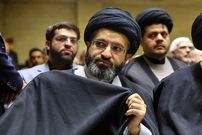عکس؛ سفر به تاریخ؛ «سید مسعود خامنه‌ای، فرزند رهبر انقلاب» در مراسم ترحیم مادر «سردار سلیمانی»؛ سال 96