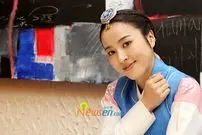 عکس| سفر زمان؛ عکس یادگاری «سوسانو» با «الاغ» در پشت‌صحنه سریال «ججونگ‌وون»