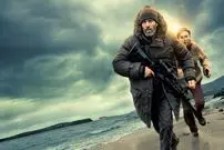 نقدها و نمرات فیلم Shelter | اکشنی جذاب ولی کلیشه‌ای از جیسون استاتهام