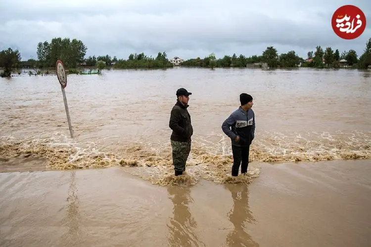 ببینید؛ جاری شدن سیل در جاده سرتنگ زعفرانیه در مهران