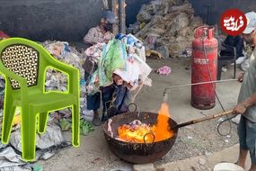 ببینید؛ مراحل تماشایی بازیافت زباله های پلاستیکی و تولید صندلی از آن ها در پاکستان