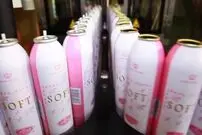 (ویدئو) نحوه تولید عطر، ادکلن و اسپری خوشبوکننده بدن در یک کارخانه فرانسوی