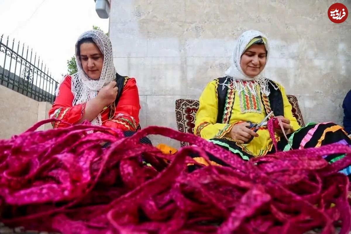 تصاویر؛ جادوی «لی» در دستان زنان گیلان