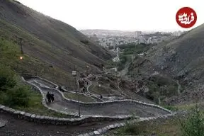 عکس| سفر زمان؛ مرد روستایی با قاطر در کوه‌های شمال تهران؛ 76 سال قبل