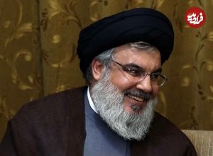 عکس| سفر در زمان؛ «سیدحسن نصرالله» در حال سان دیدن از نیروهای حزب‌الله؛ دهه 60