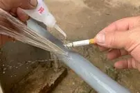 (ویدئو) یک روش آسان و سرعتی برای رفع نشتی شدید لوله آب