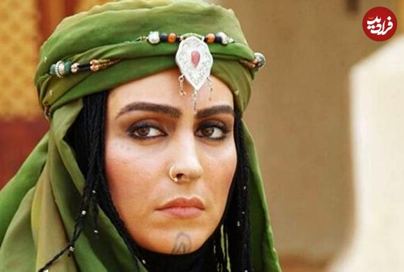 عکس؛ سفر زمان؛ چهرۀ «جاریه خواهر مختار» (مختارنامه) در آخرین سریالش قبل از فوت؛ سال 98