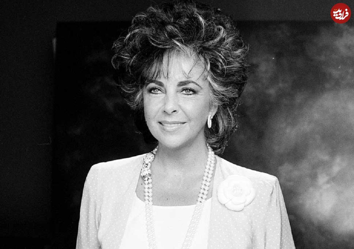 عکس| سفر در زمان؛ «الیزابت تیلور» در پست صحنه فیلم «مخمل ملی»؛ سال 1322