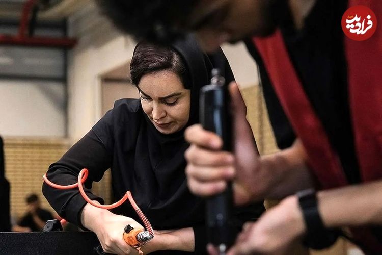 چند کارگر در تهران کار می‌کنند؟